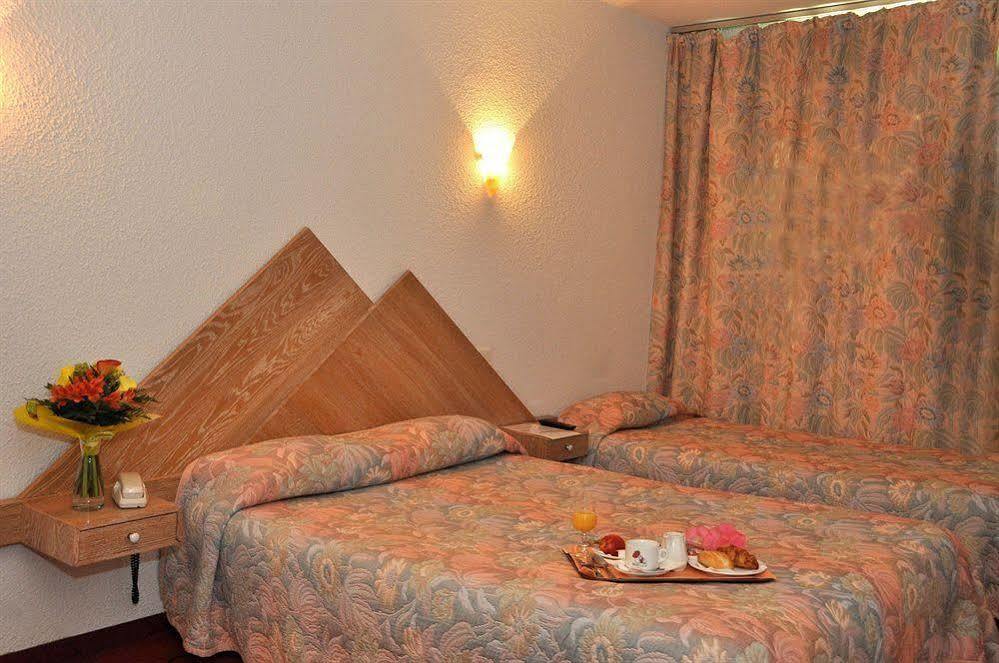 Ornolac-Ussat-les-Bains Residence Thermale Du Parc מראה חיצוני תמונה